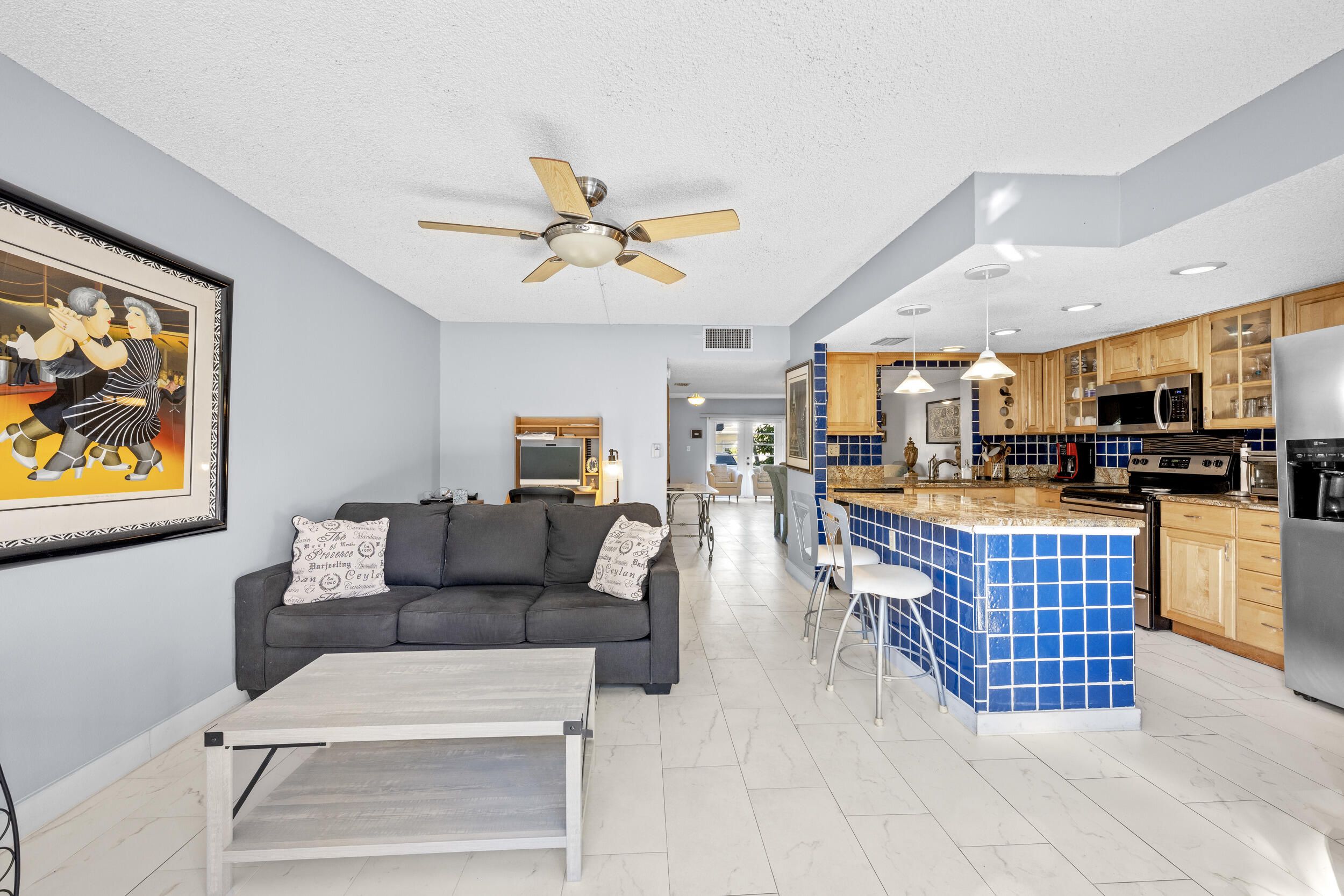 VENETIAN PARK V CONDO - Residential