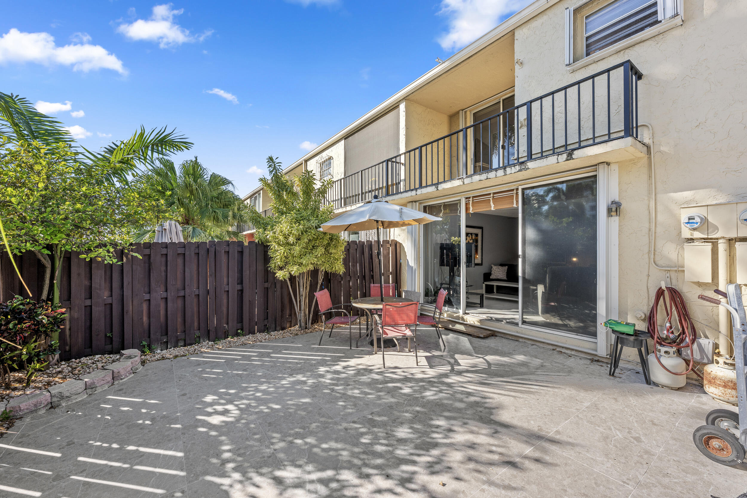 VENETIAN PARK V CONDO - Residential