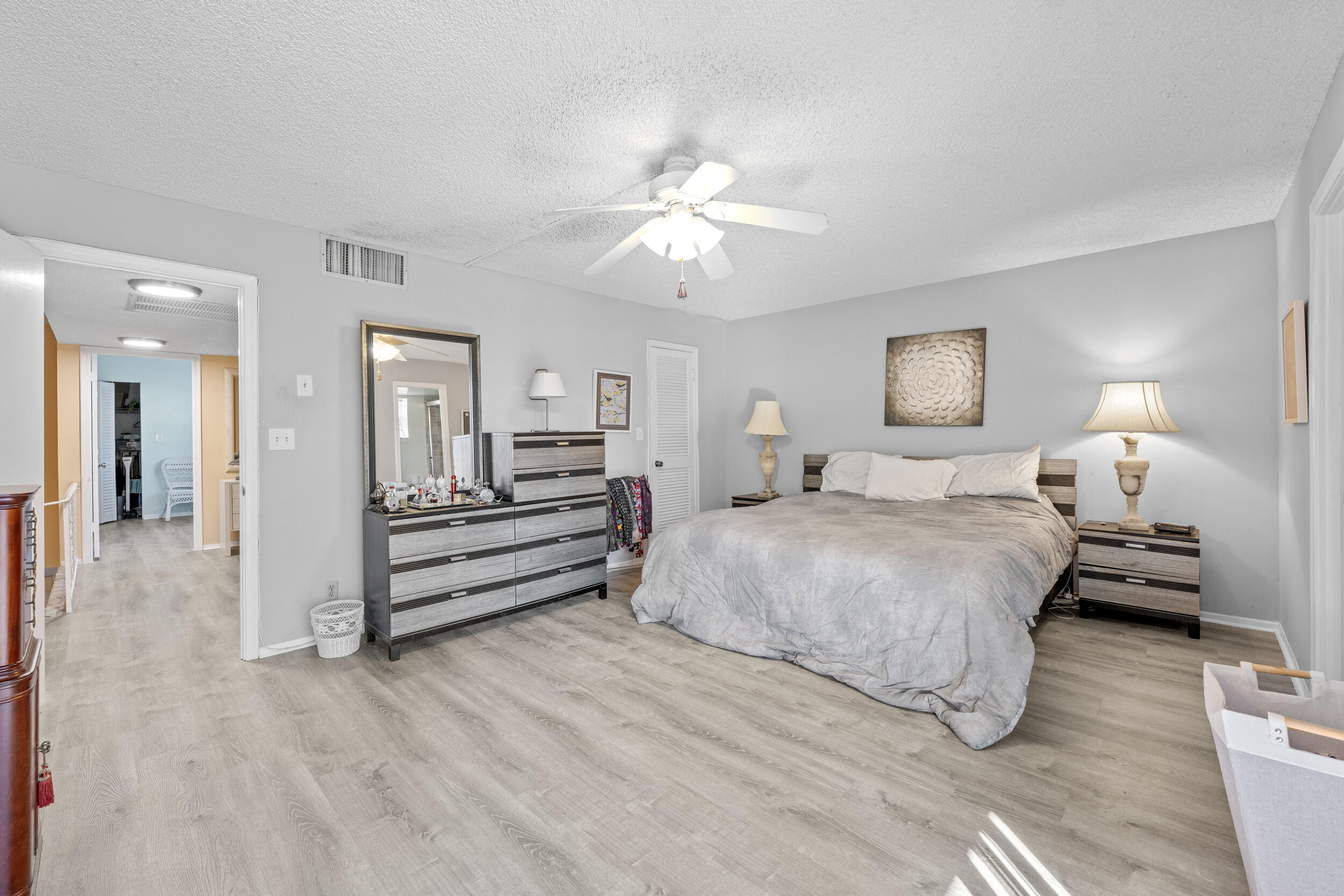 VENETIAN PARK V CONDO - Residential