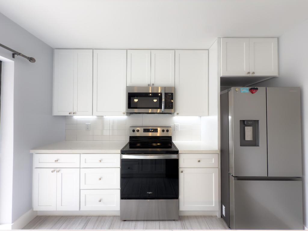 HERITAGE VILLAGE OF P B LAKES - Residential