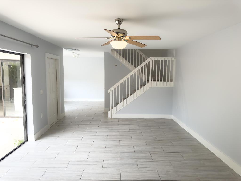 HERITAGE VILLAGE OF P B LAKES - Residential