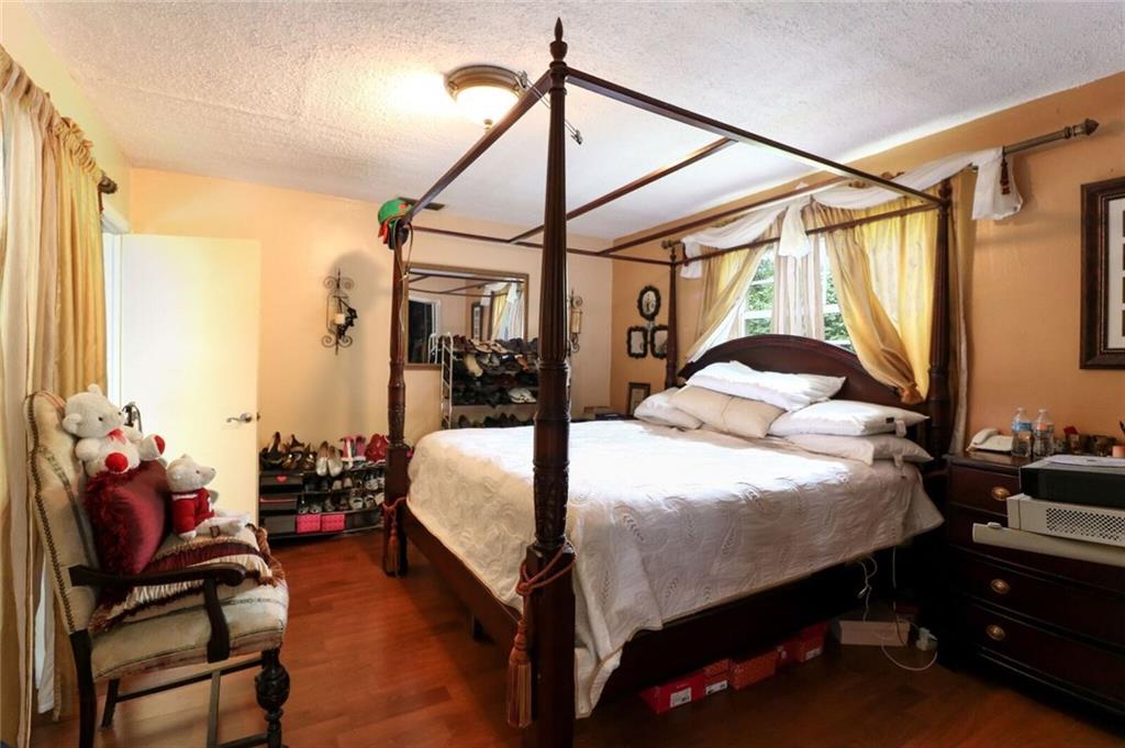 SUNRISE GOLF VILLAGE - Residential