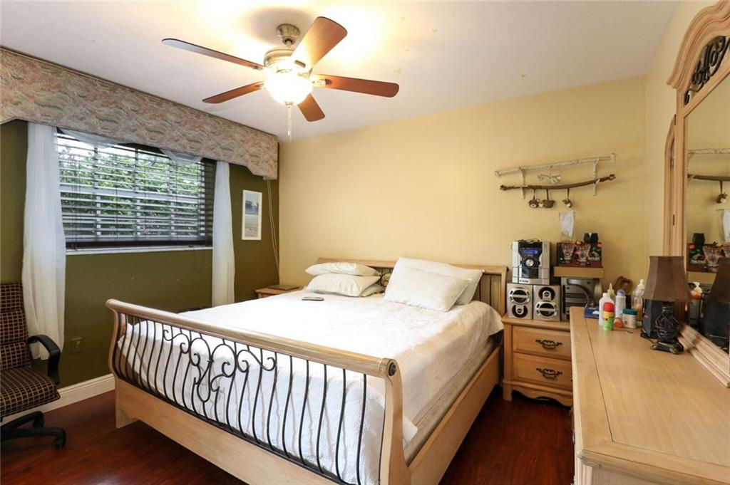 SUNRISE GOLF VILLAGE - Residential