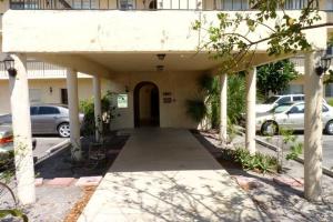 EL CASTELAY CONDO - Residential