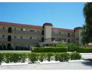 EL CASTELAY CONDO - Residential