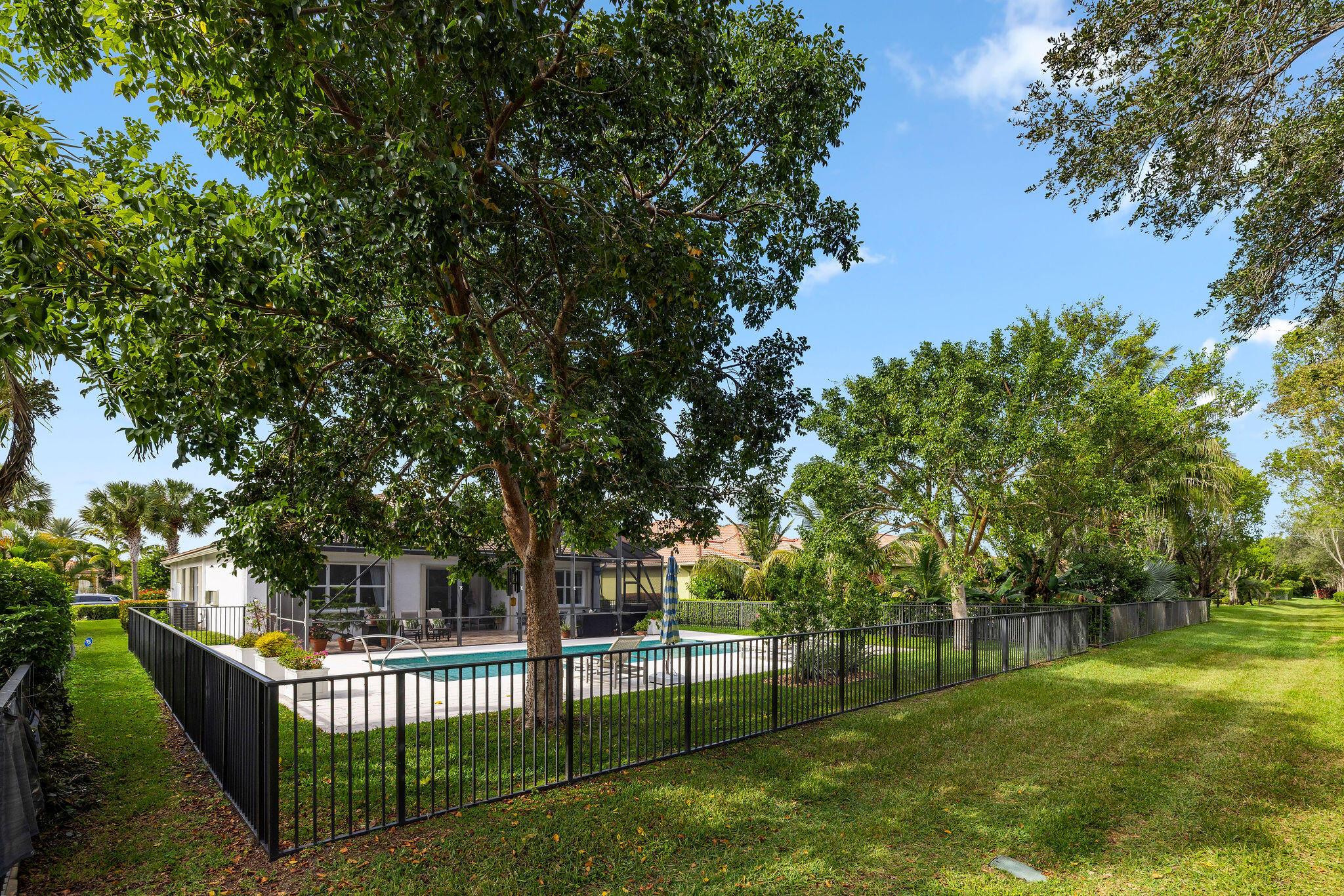 Four Seasons - Residential