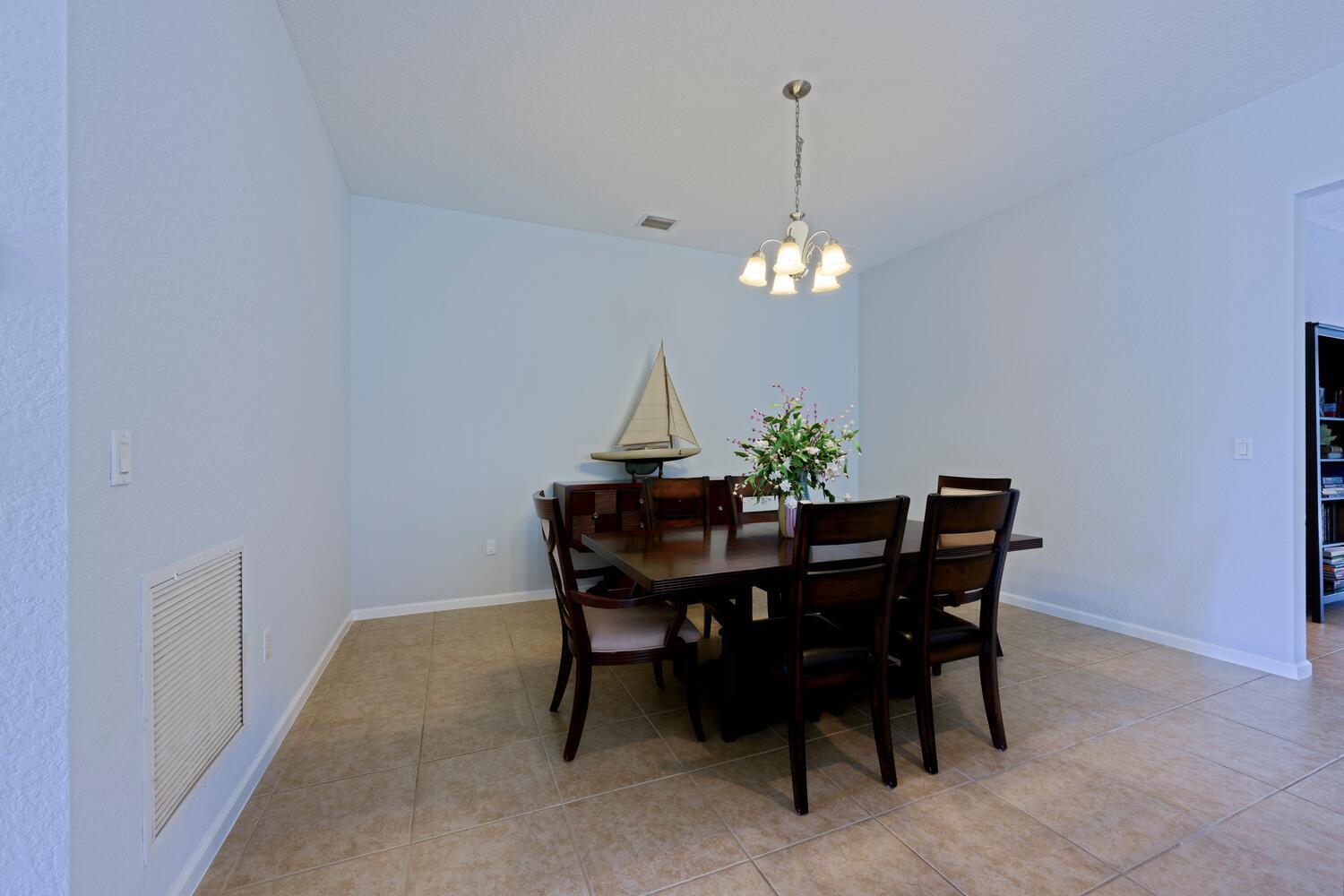 Four Seasons - Residential