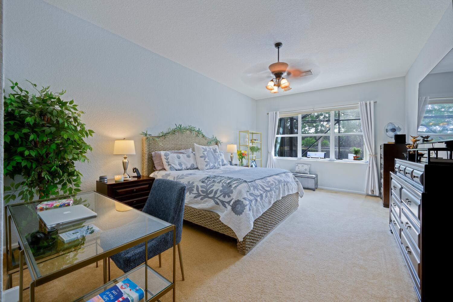 Four Seasons - Residential