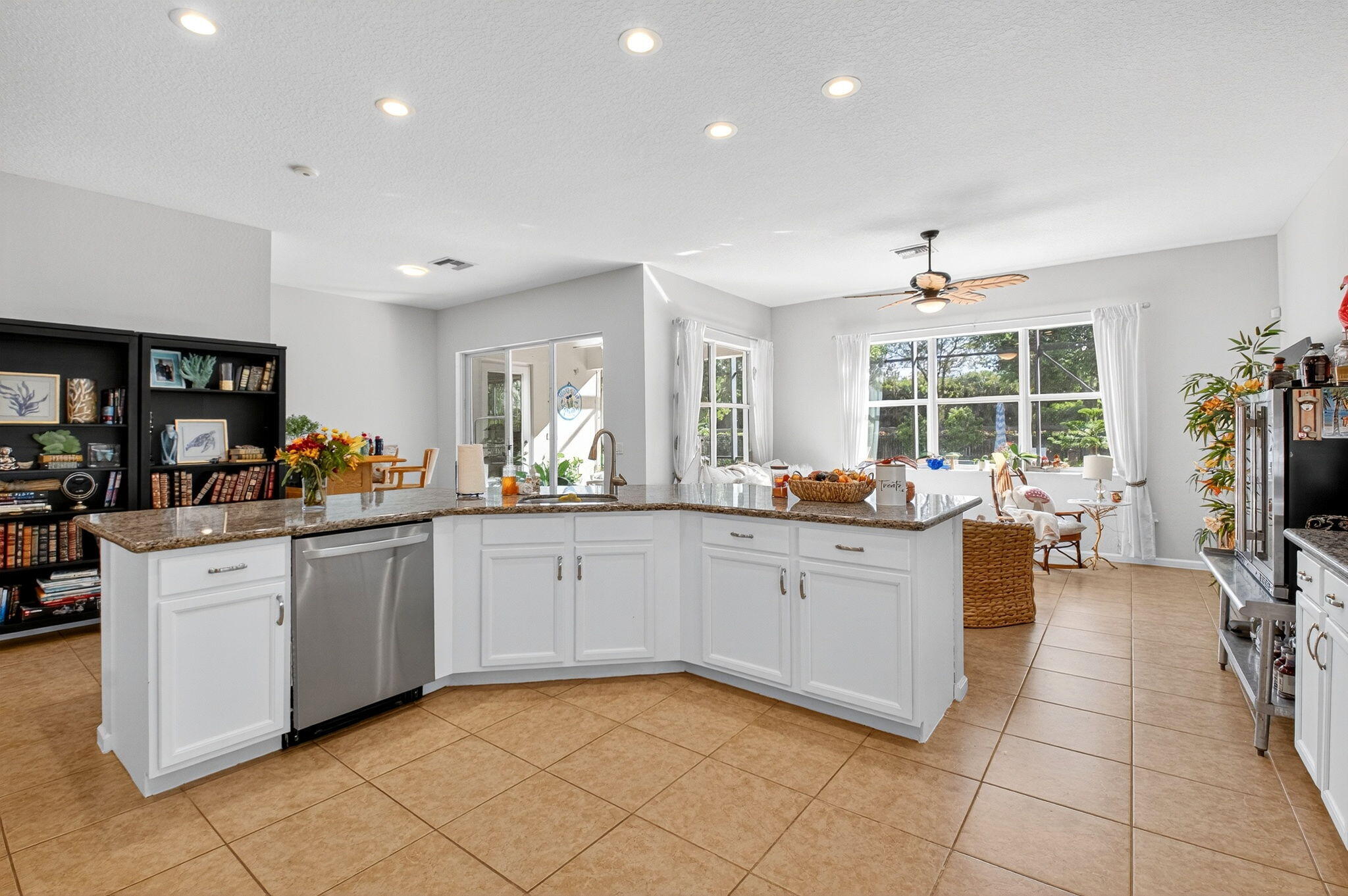 Four Seasons - Residential