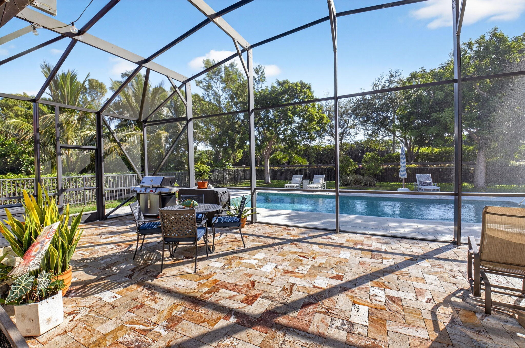 Four Seasons - Residential