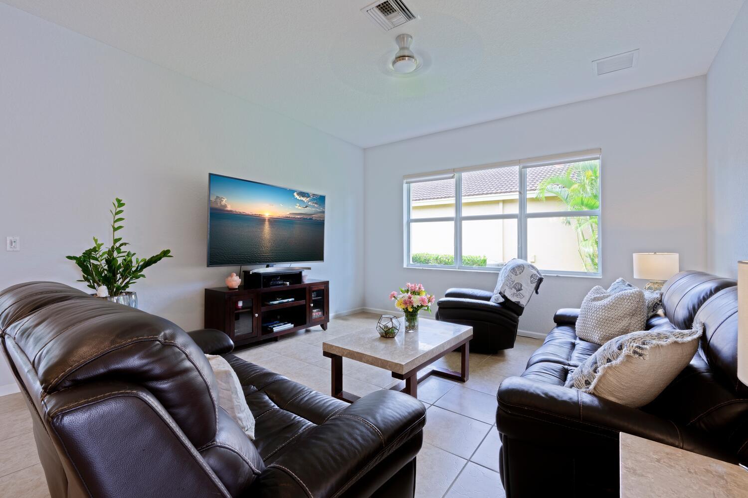 Four Seasons - Residential