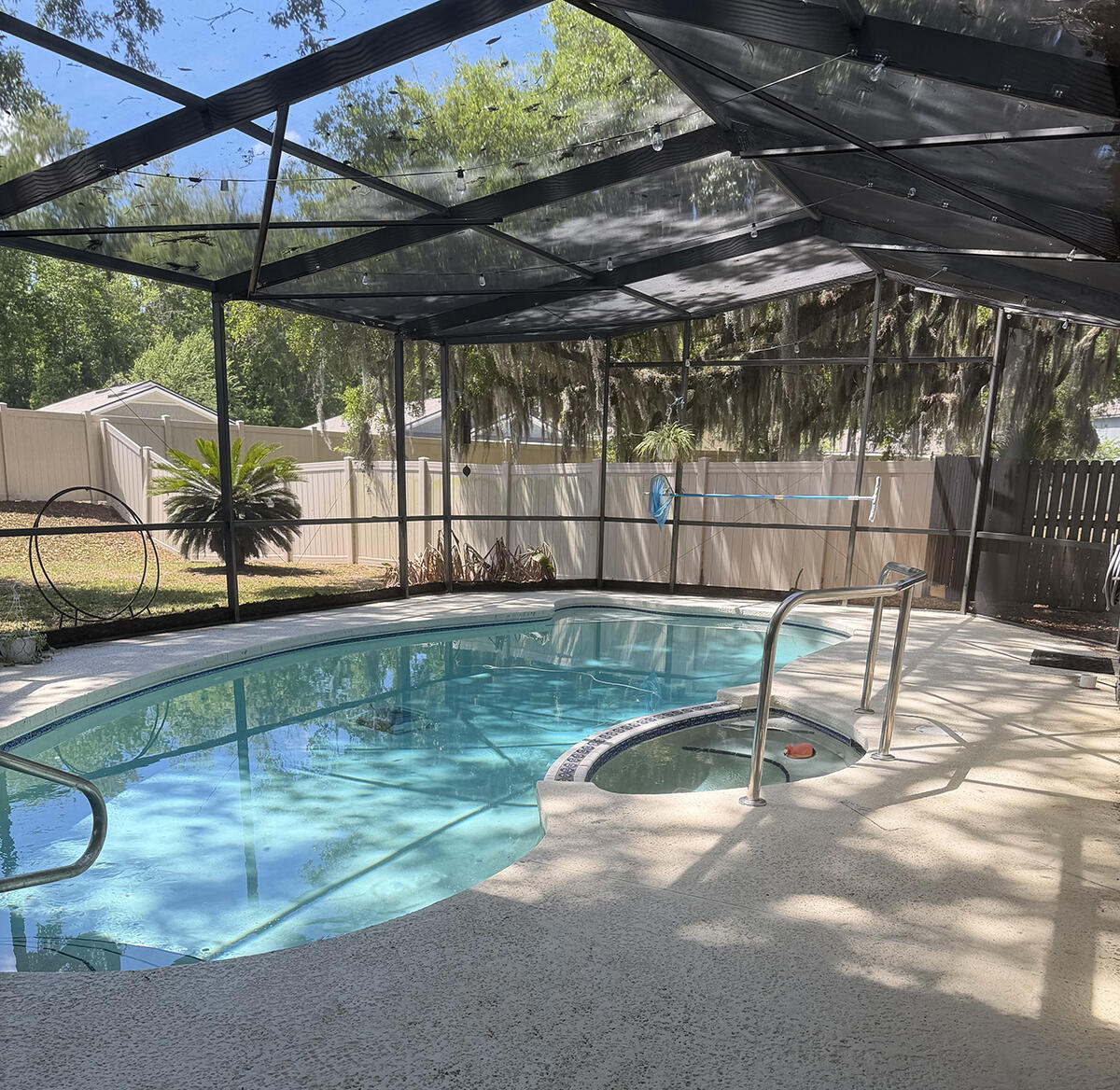 LINKSIDE AT BAYMEADOWS - Residential