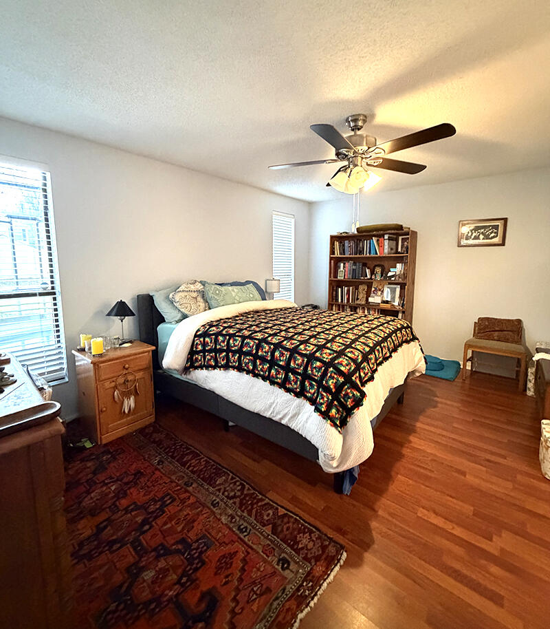 LINKSIDE AT BAYMEADOWS - Residential