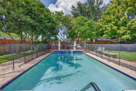 Tiny photo for 291 SW 60TH Avenue, Plantation, FL 33317 (MLS # B26087637)