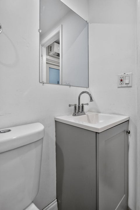 Tiny photo for 291 SW 60TH Avenue, Plantation, FL 33317 (MLS # B26087637)