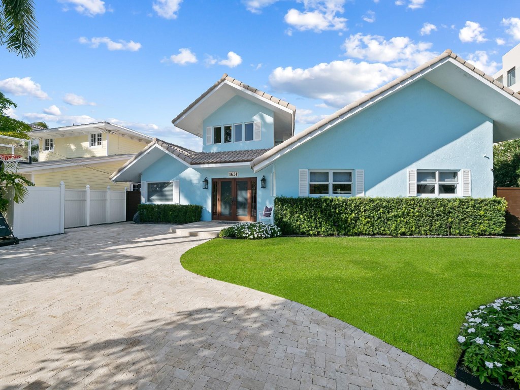 Lauderdale Harbors - Residential