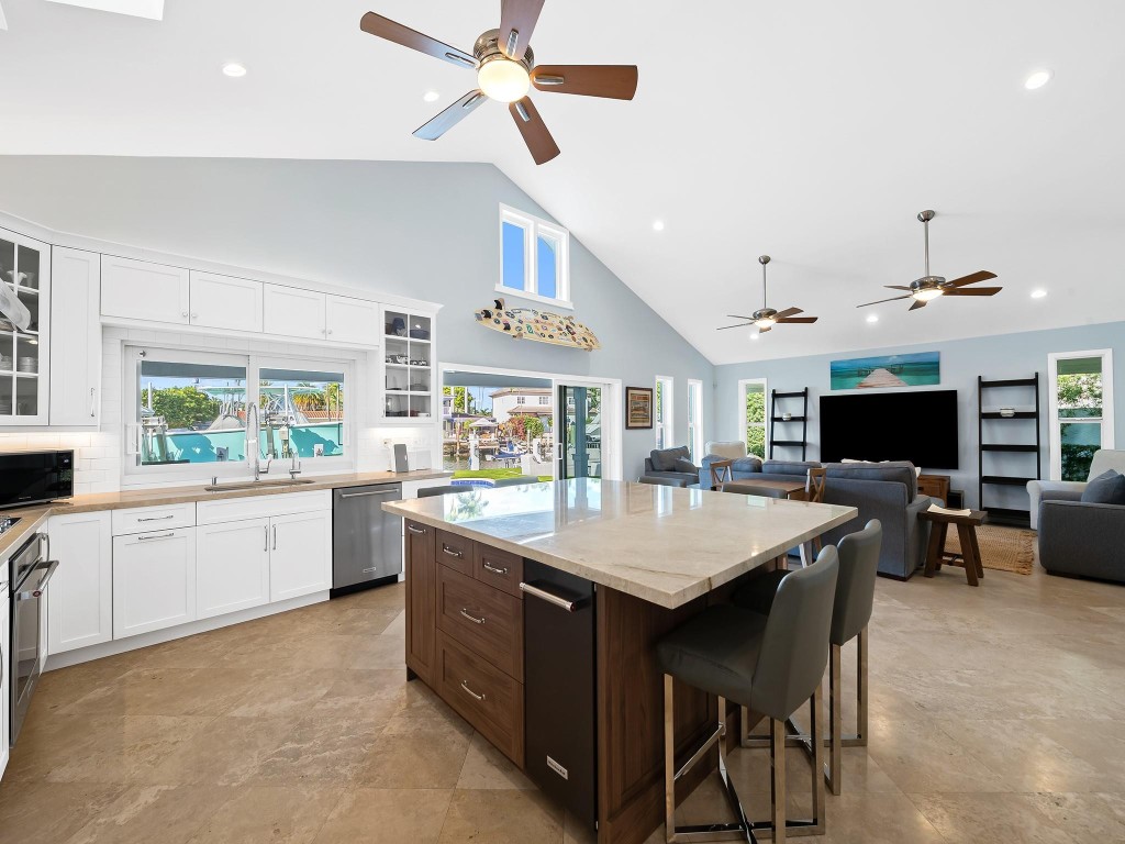 Lauderdale Harbors - Residential