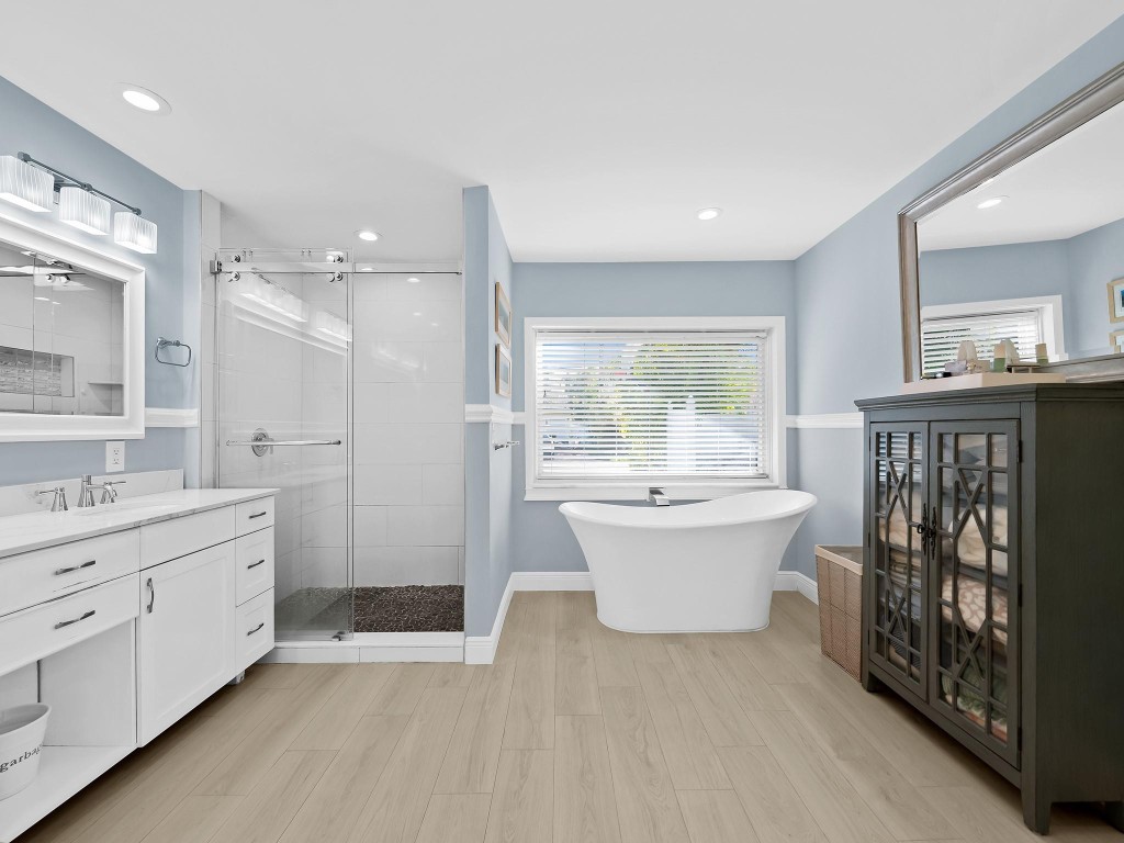 Lauderdale Harbors - Residential