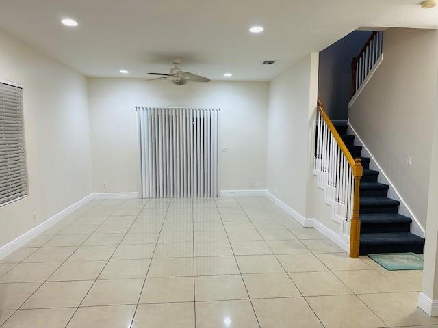 VILLA PALMS CONDO - Residential Lease