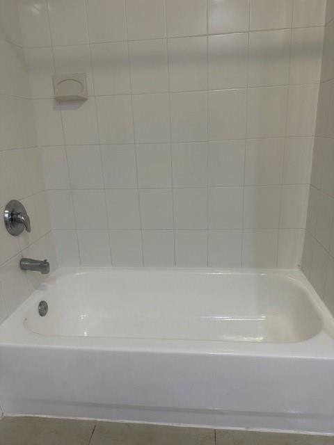 VILLA PALMS CONDO - Residential Lease