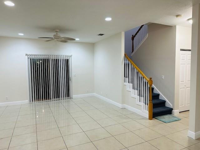VILLA PALMS CONDO - Residential Lease