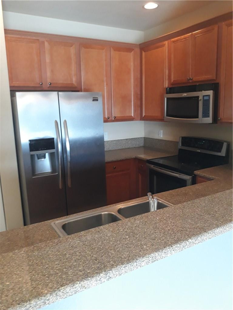 Hampton Hills Condo - Residential Lease