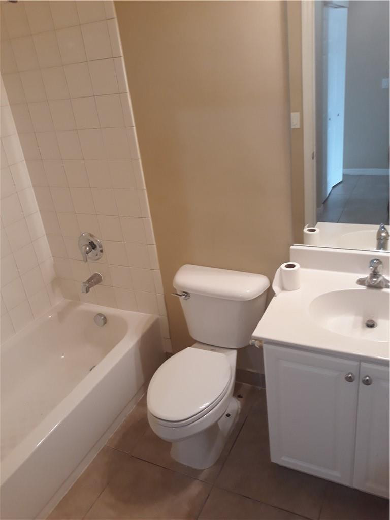 Hampton Hills Condo - Residential Lease