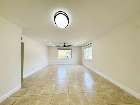 9 NE 19th Ct 112C Wilton Manors FL 33305