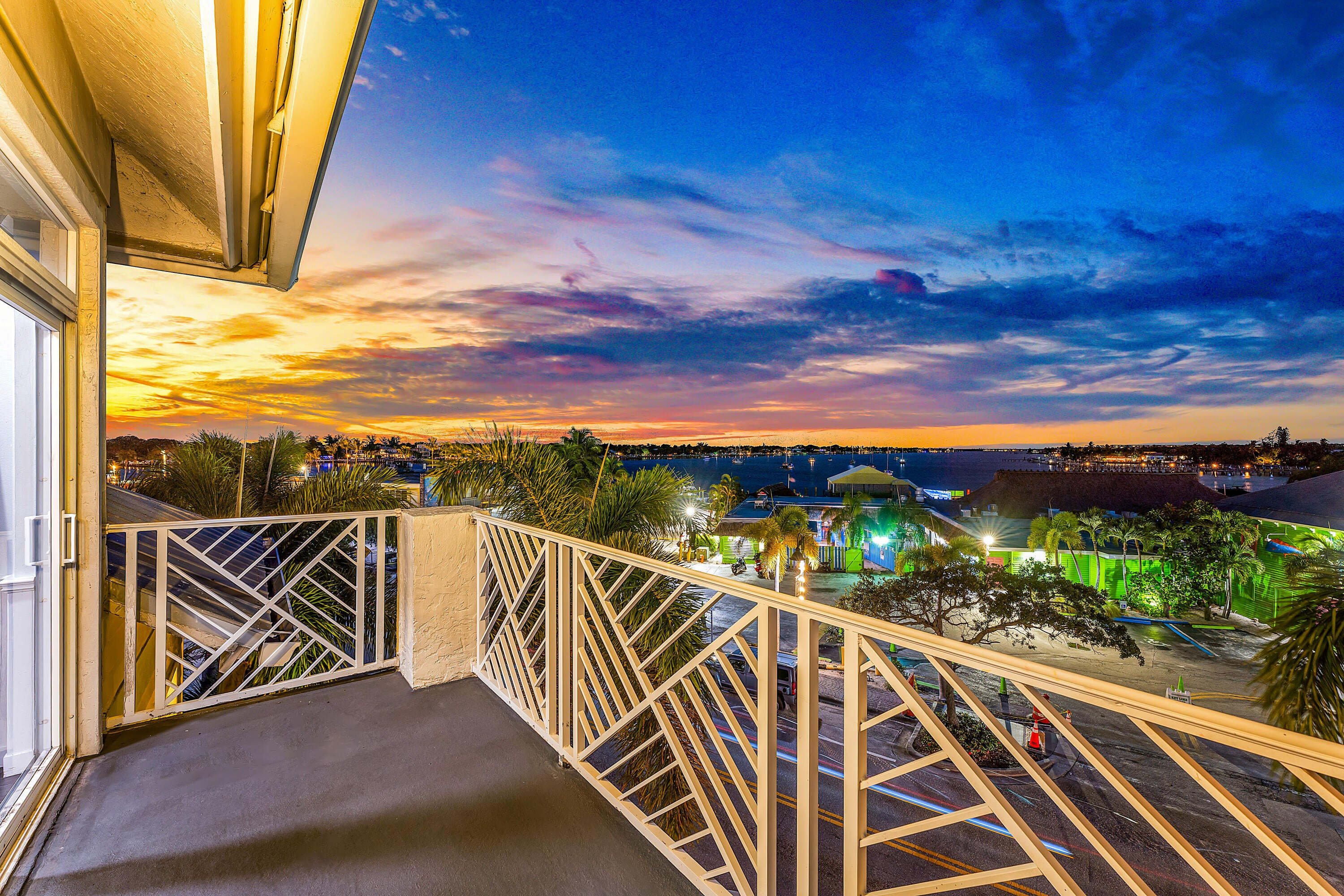 Properties 305 E Ocean Avenue Th-7
