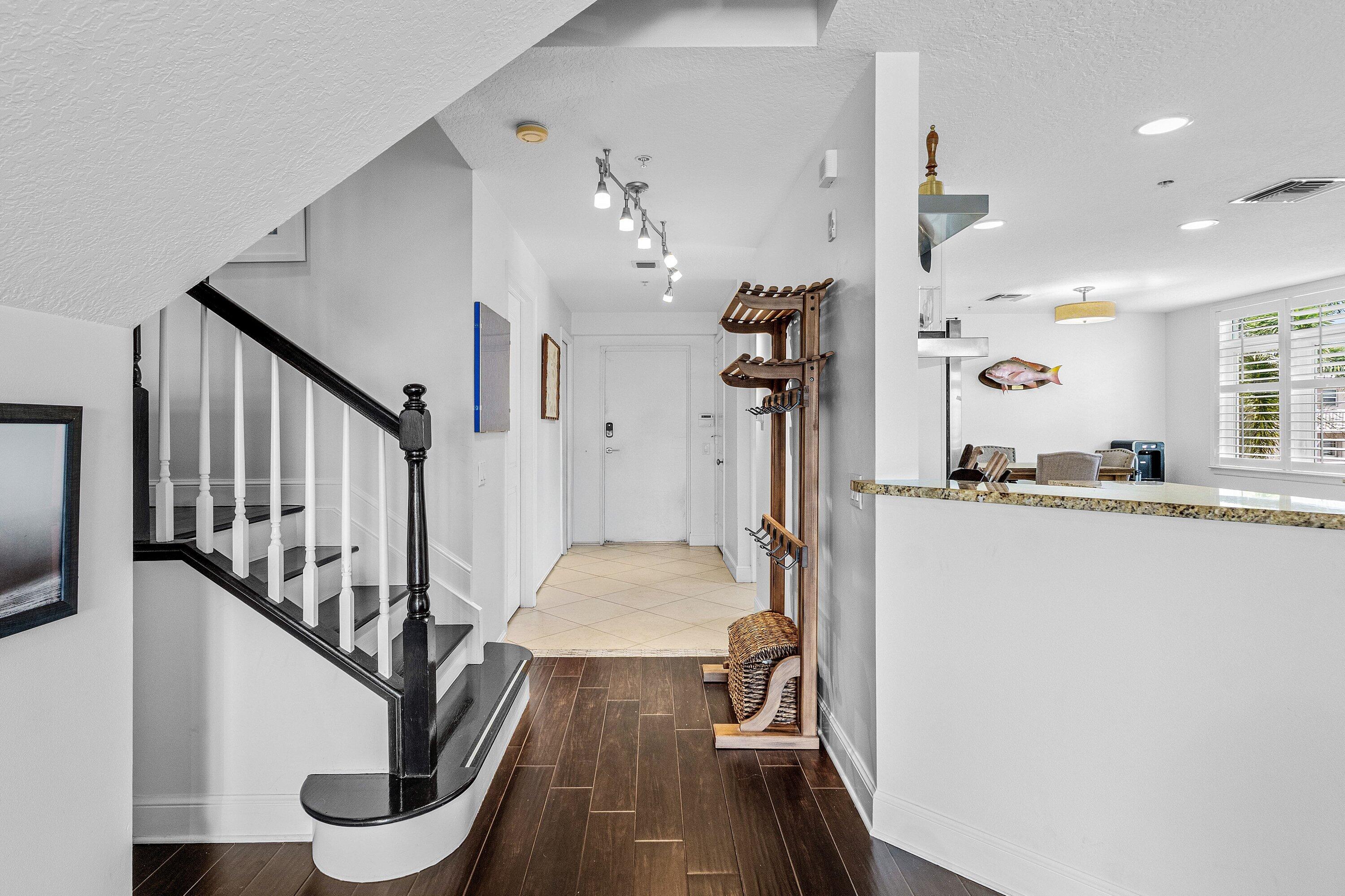 Properties 305 E Ocean Avenue Th-7