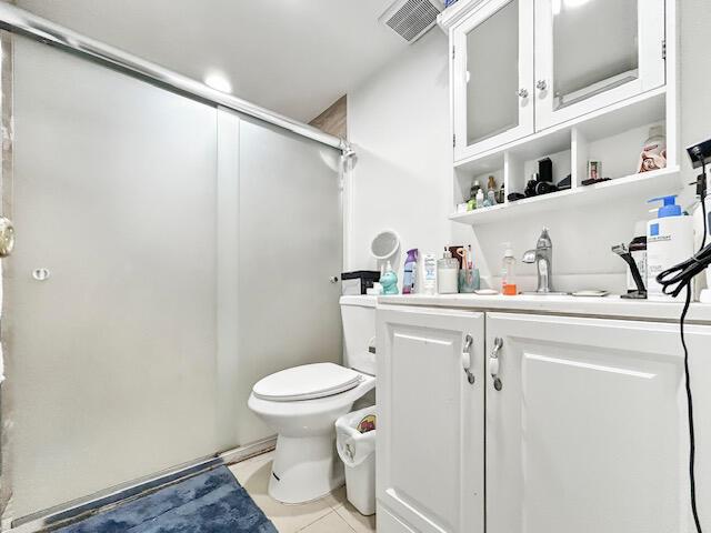 VILLAGE GREEN AVON CONDO - Residential