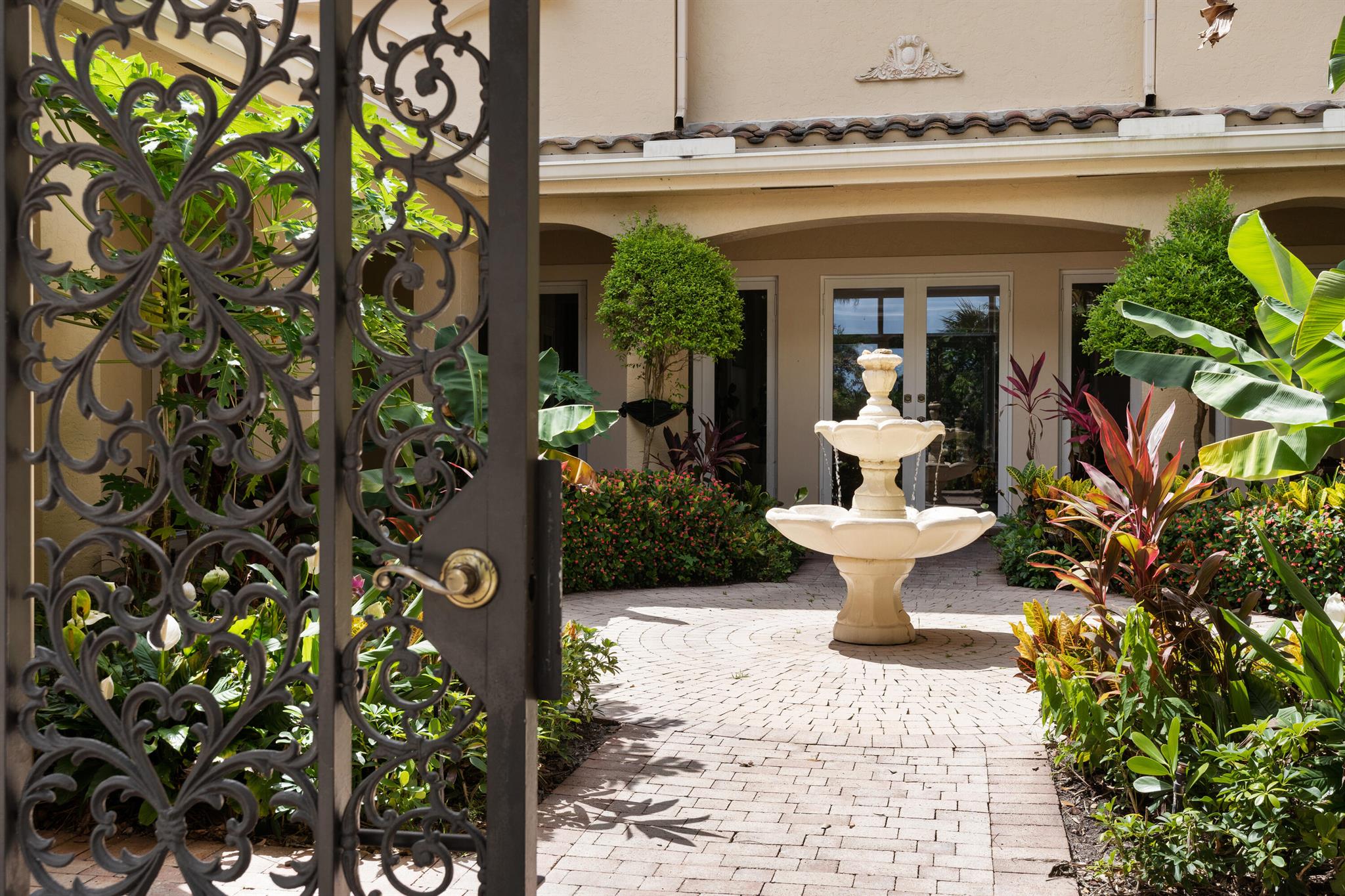 FLORANADA - Residential