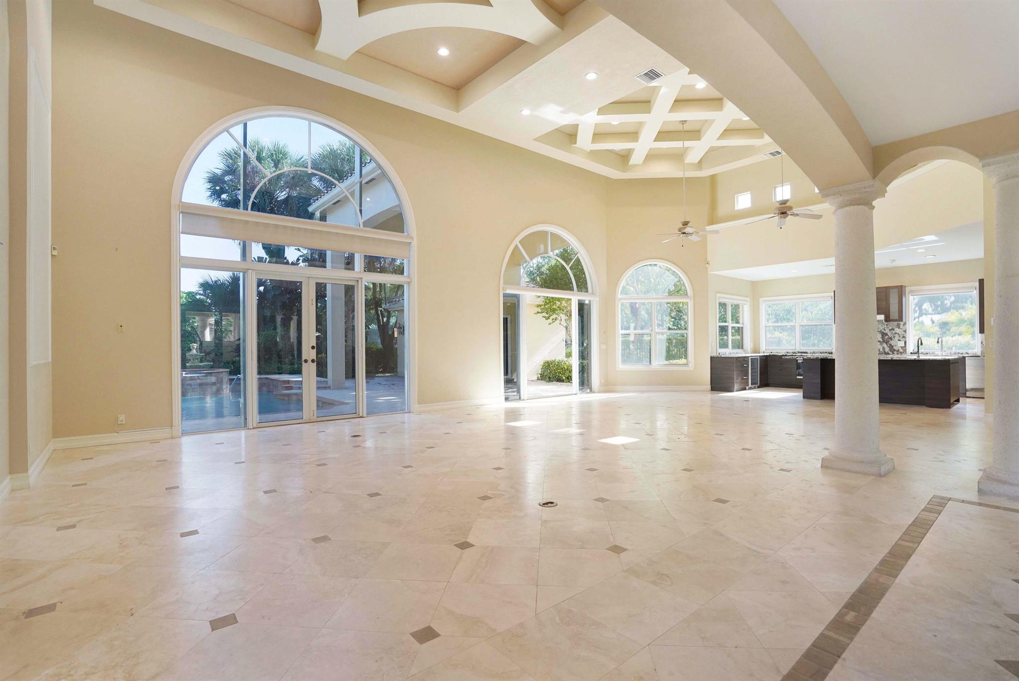 FLORANADA - Residential