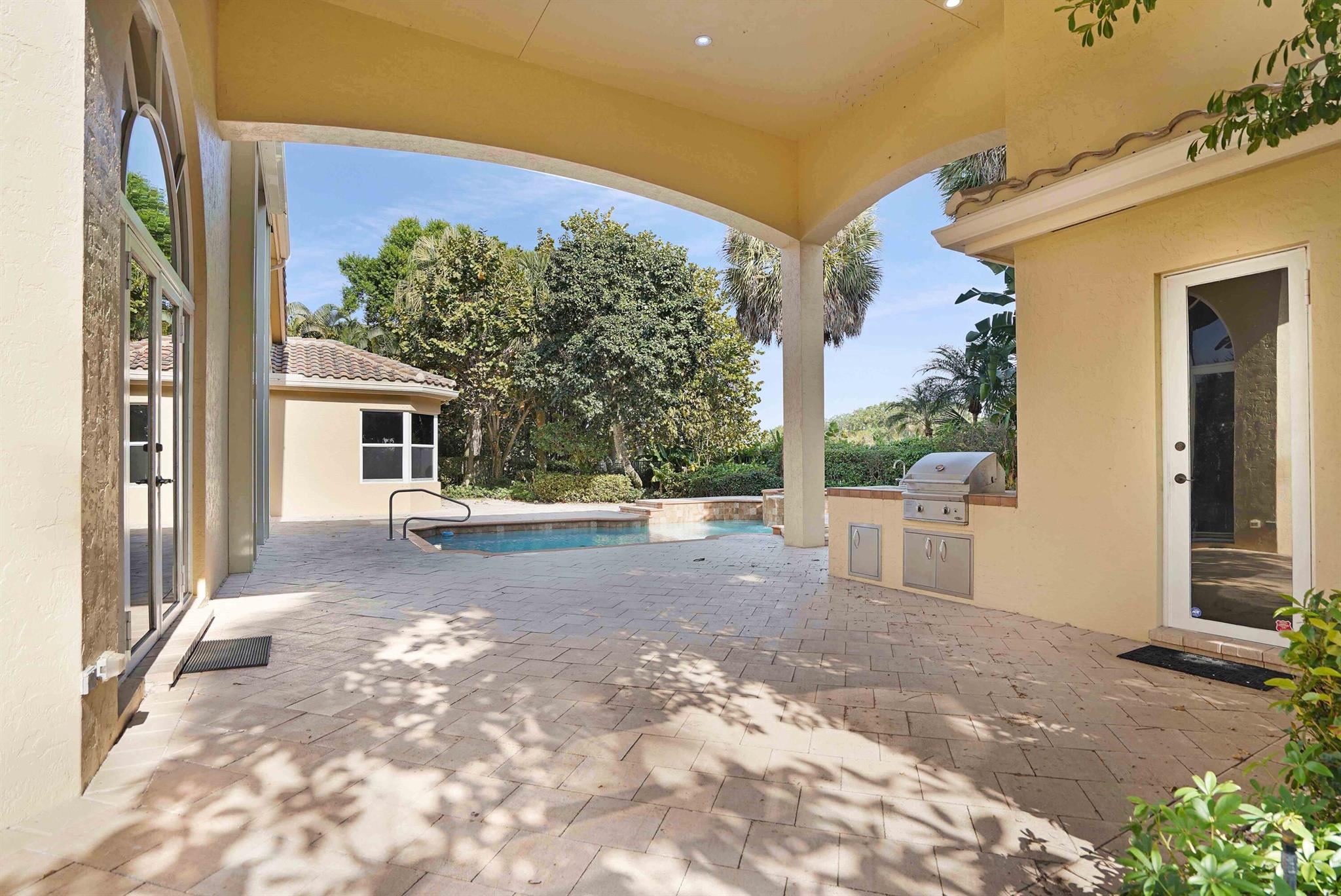 FLORANADA - Residential