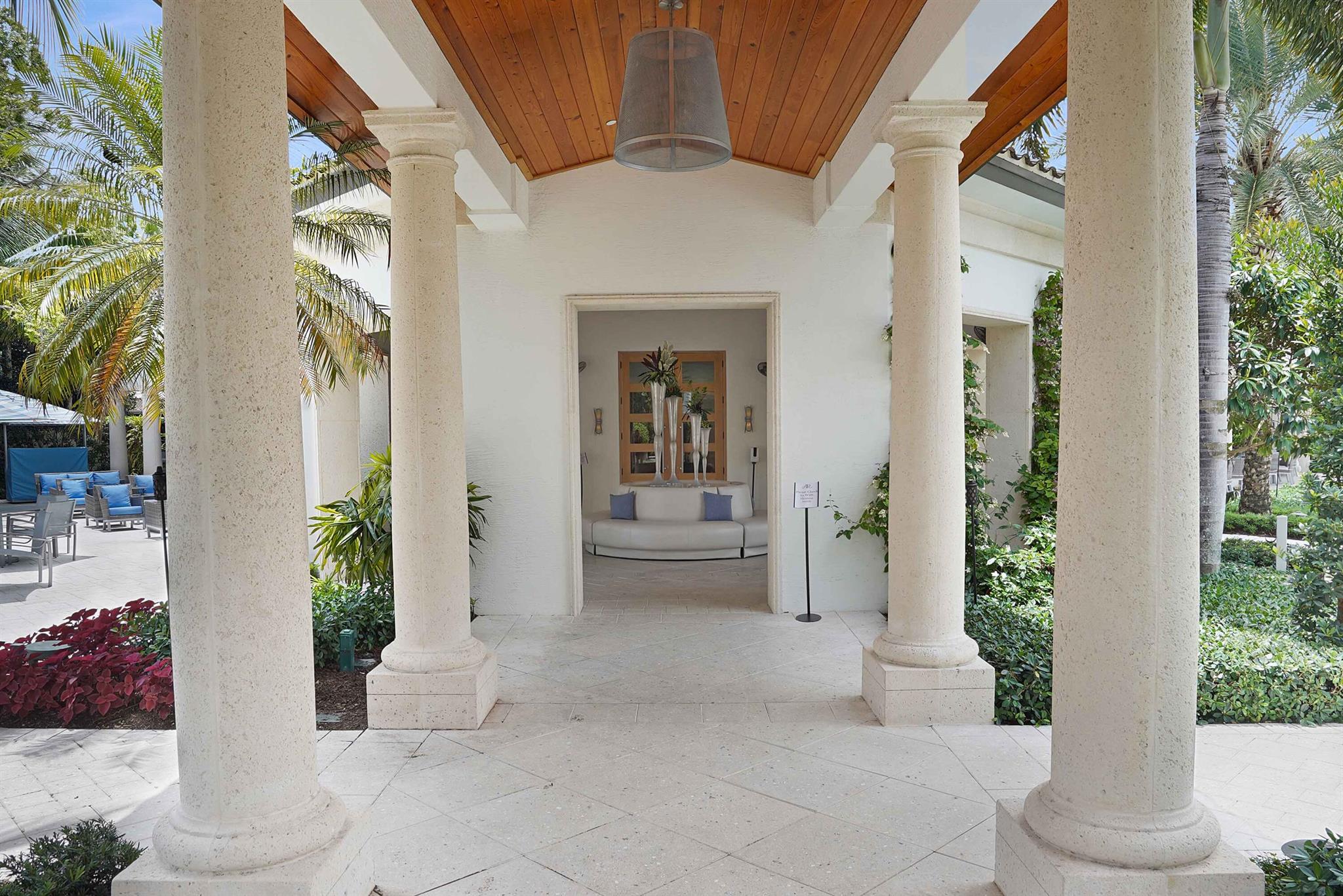 FLORANADA - Residential