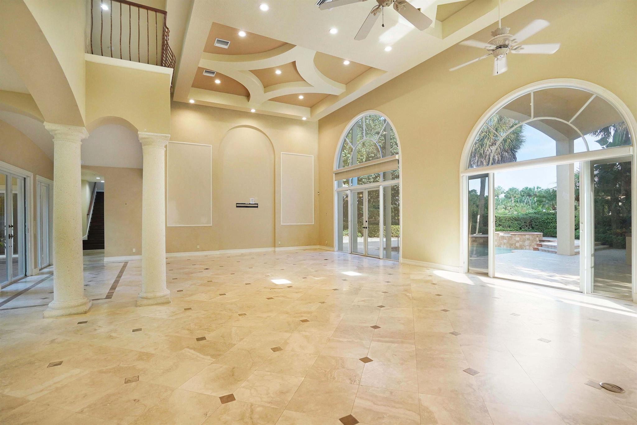 FLORANADA - Residential