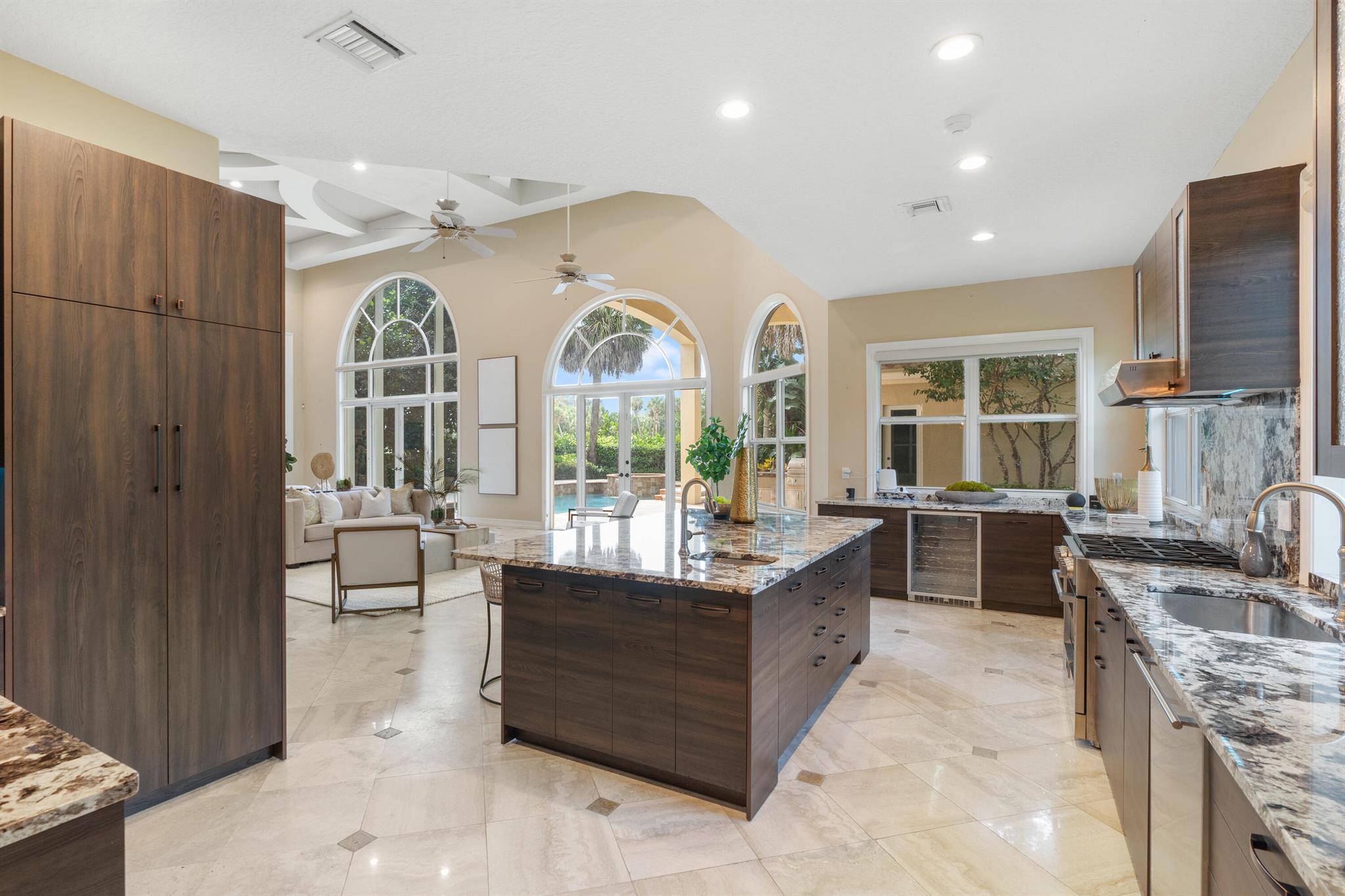 FLORANADA - Residential