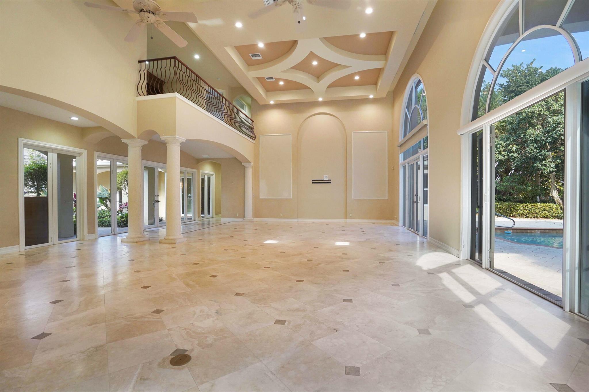 FLORANADA - Residential