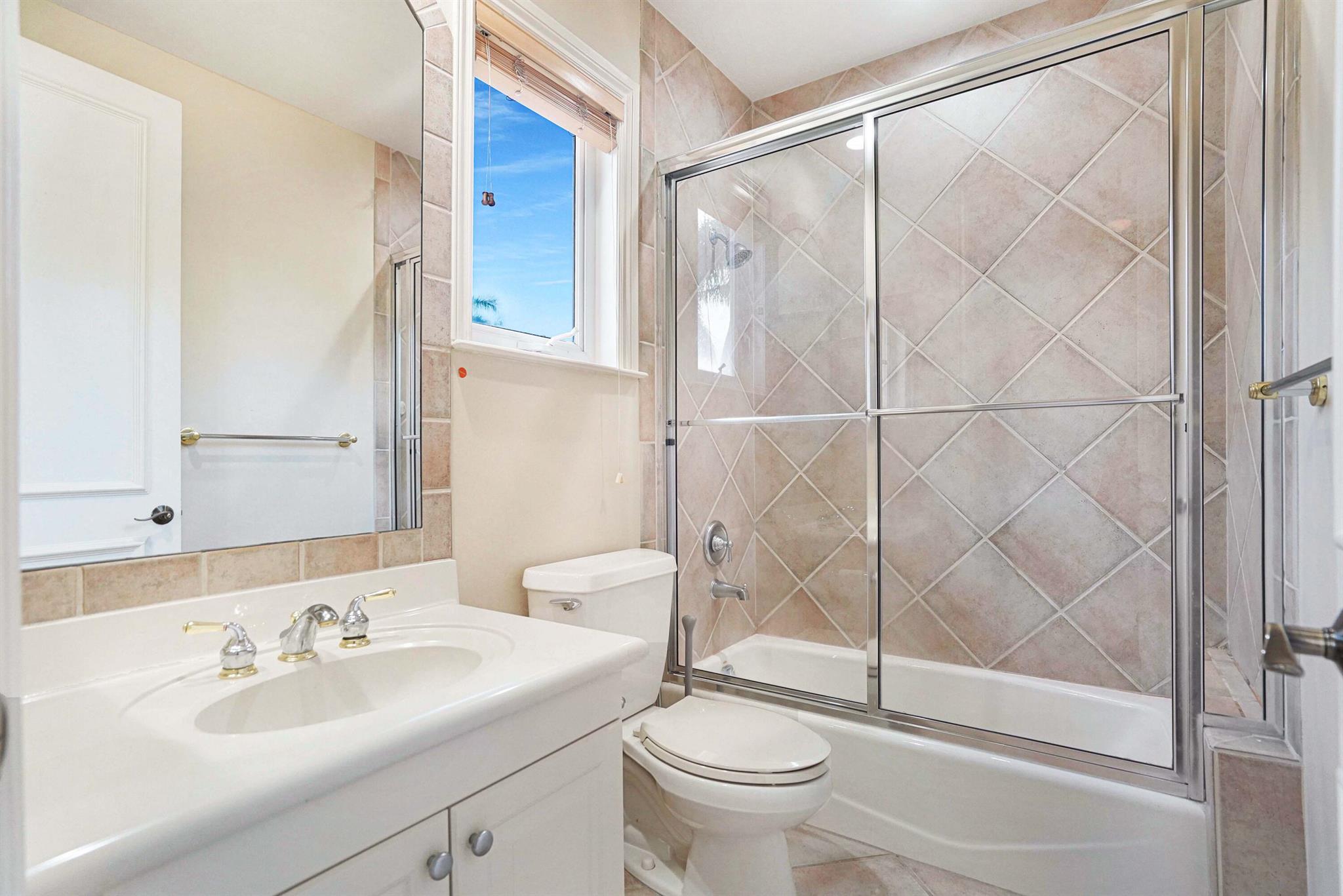 FLORANADA - Residential