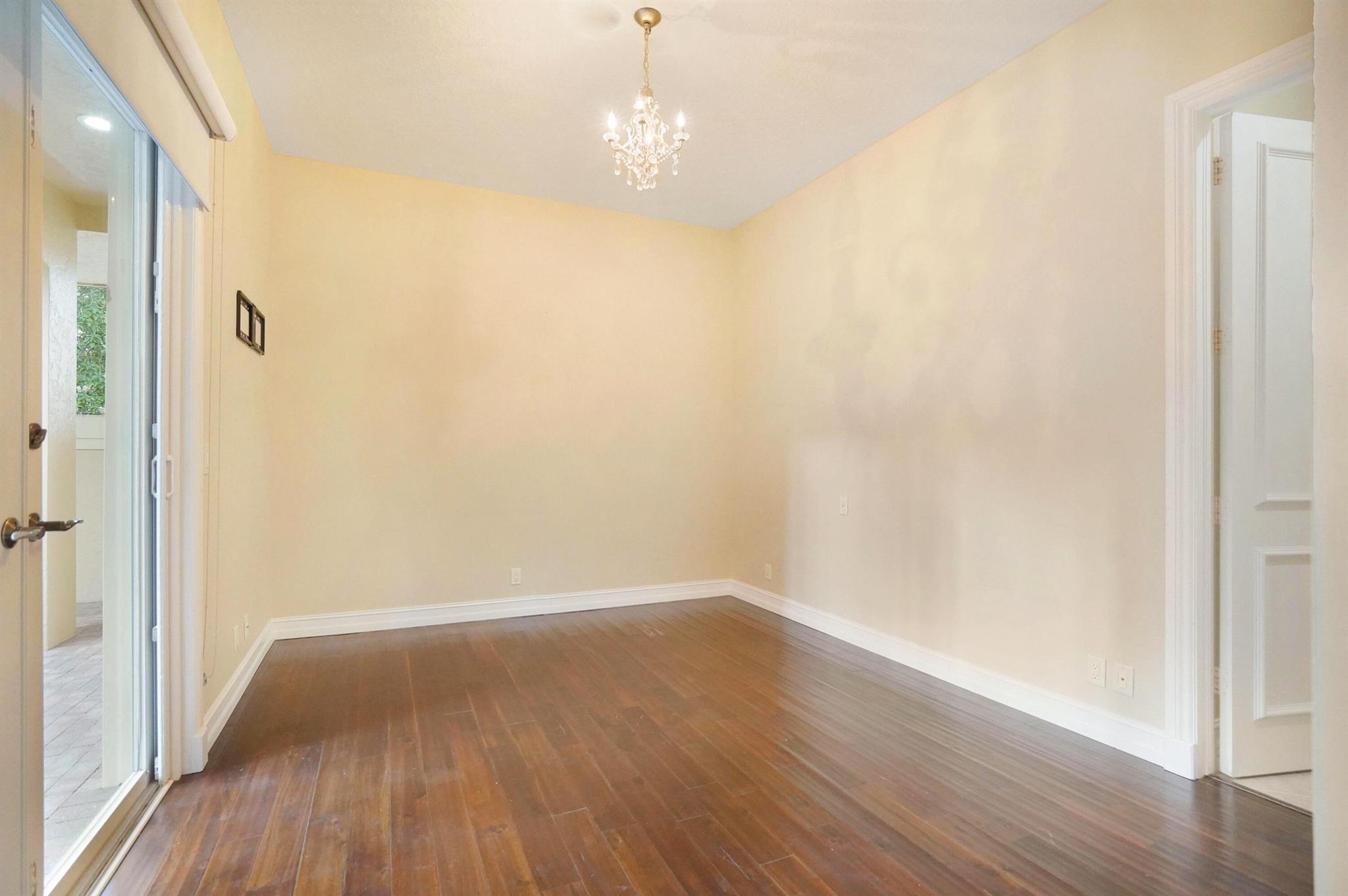 FLORANADA - Residential