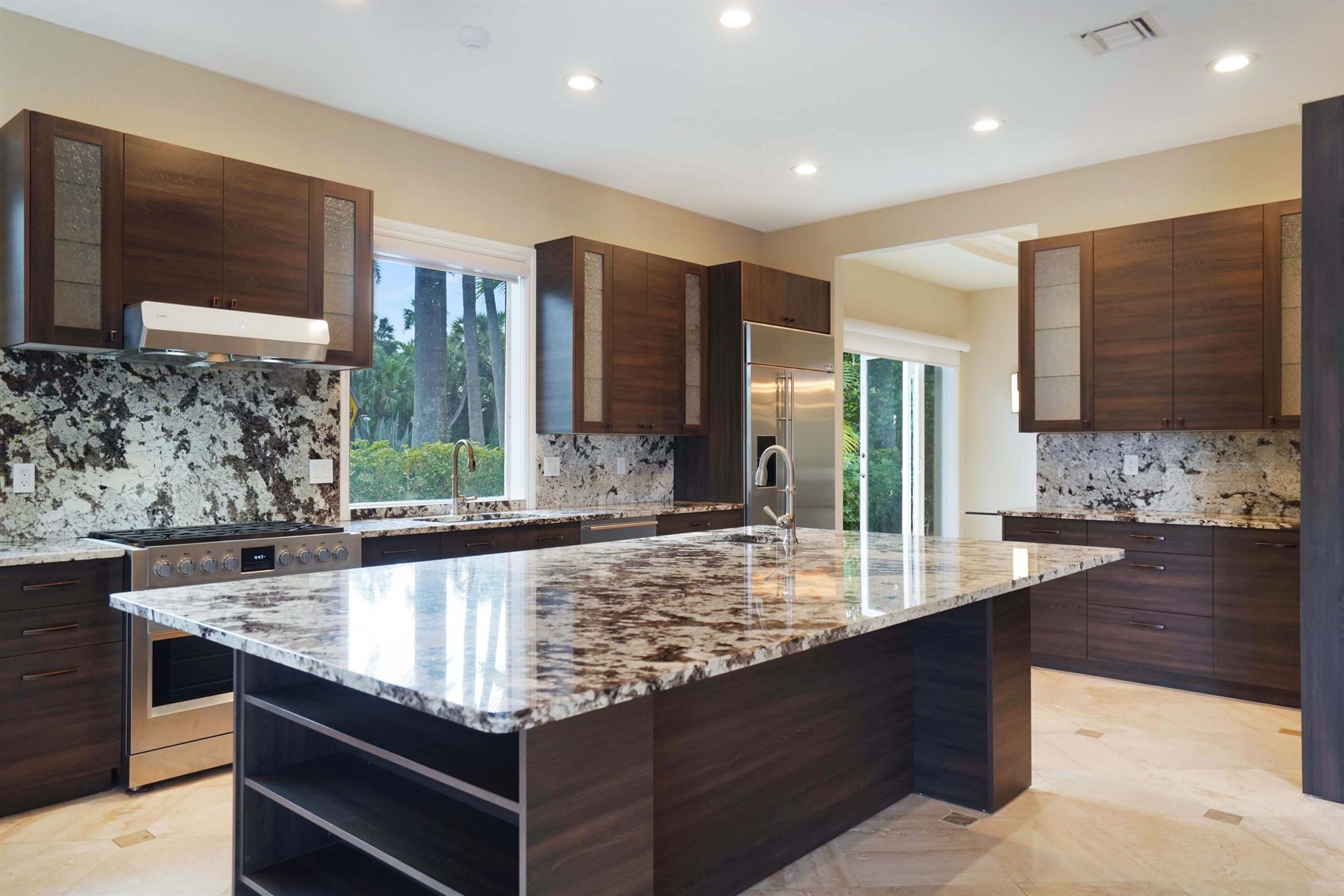 FLORANADA - Residential