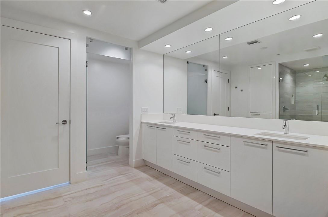 100 Las Olas - Residential