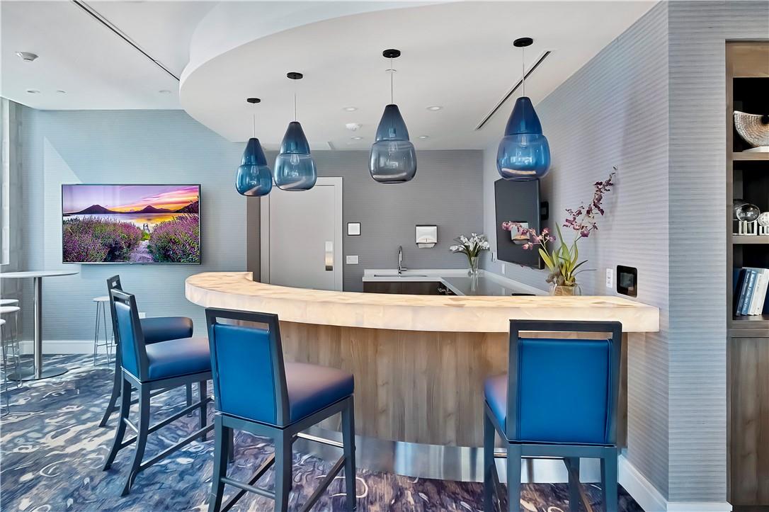 100 Las Olas - Residential