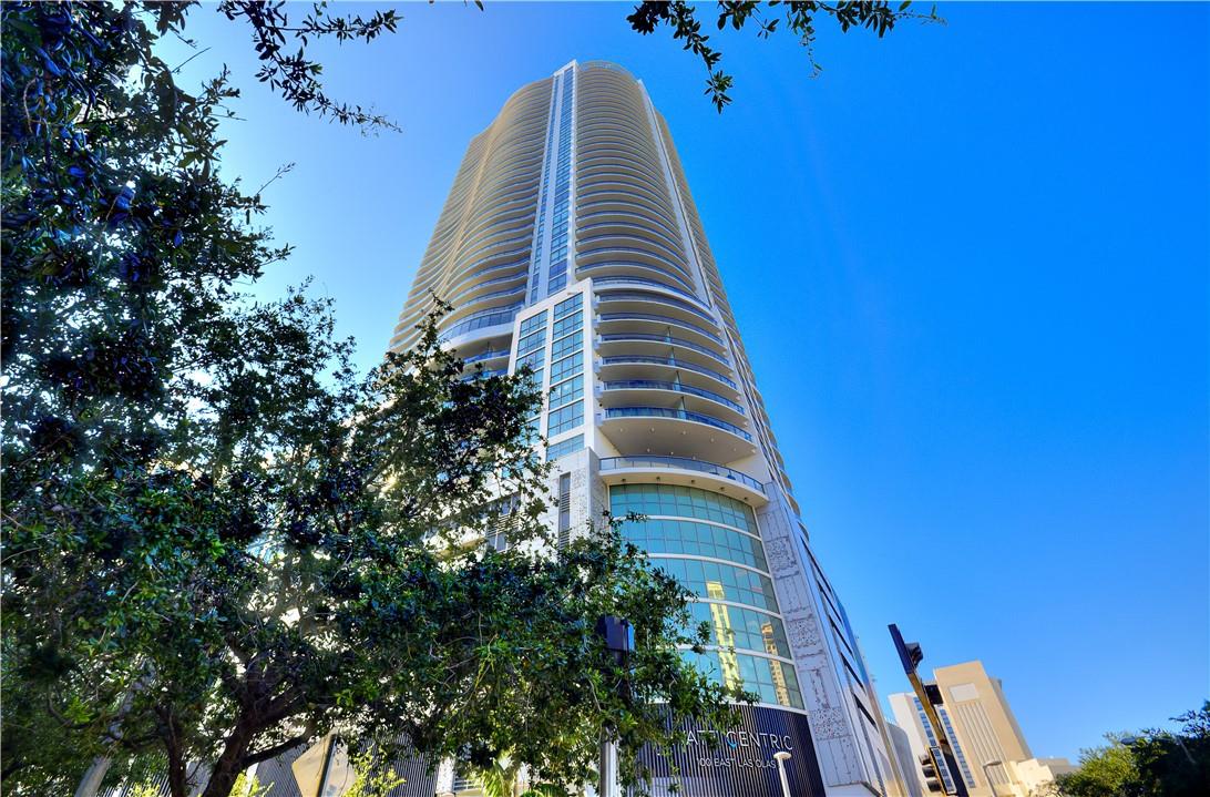 100 Las Olas - Residential