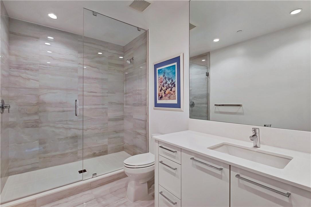 100 Las Olas - Residential