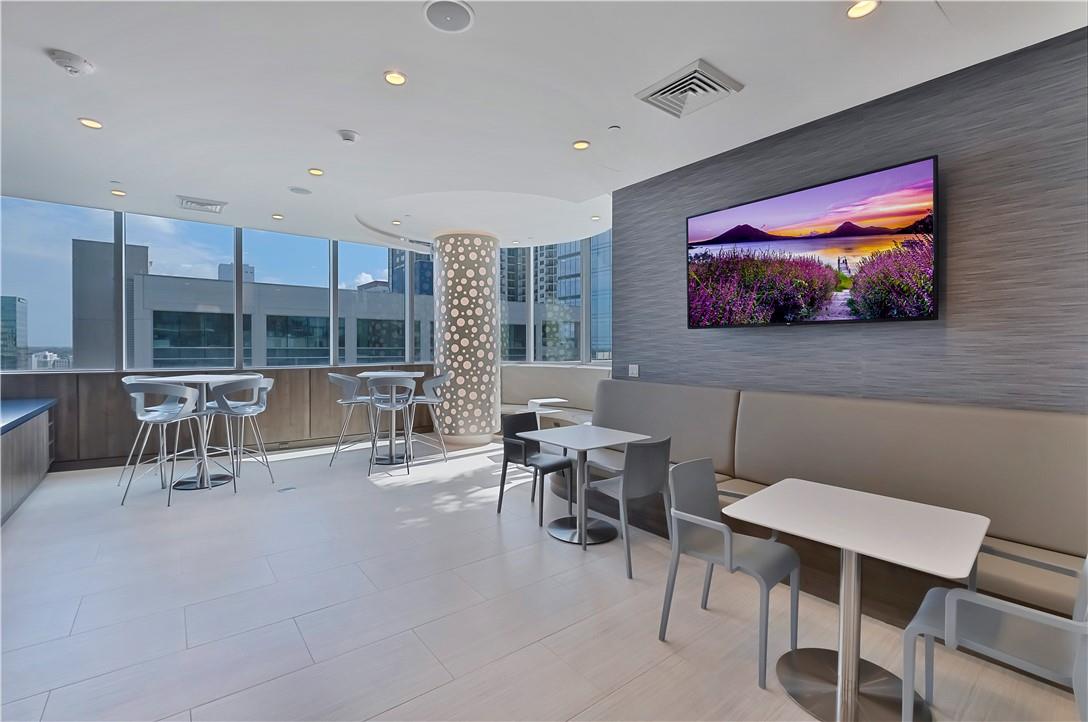 100 Las Olas - Residential