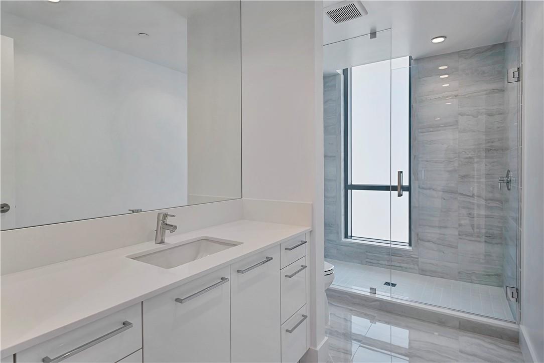 100 Las Olas - Residential