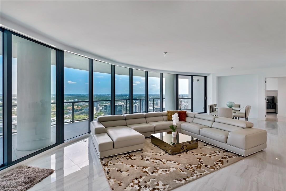 100 Las Olas - Residential