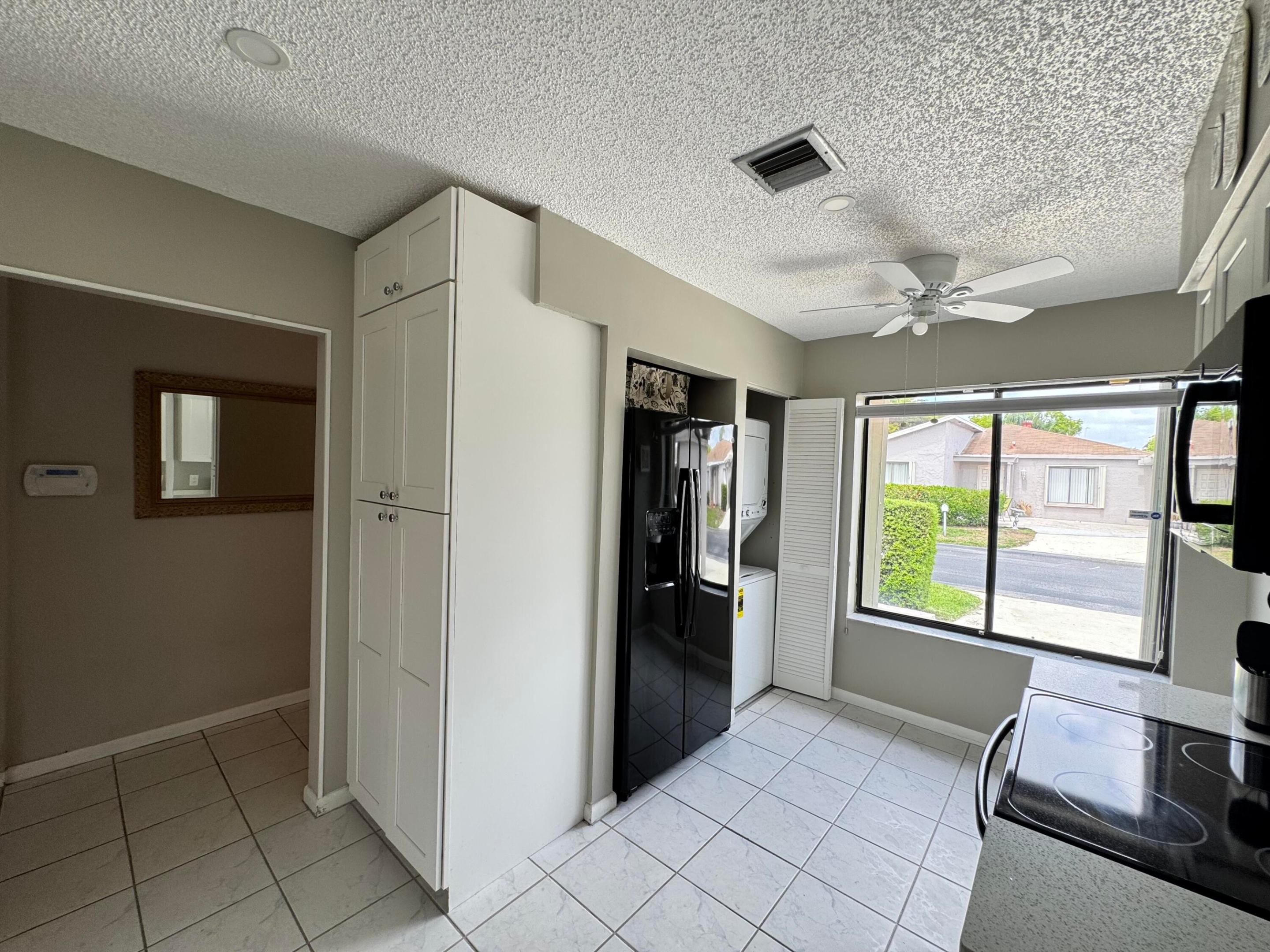 CAMELOT VILLAGE SEC 1 - Residential