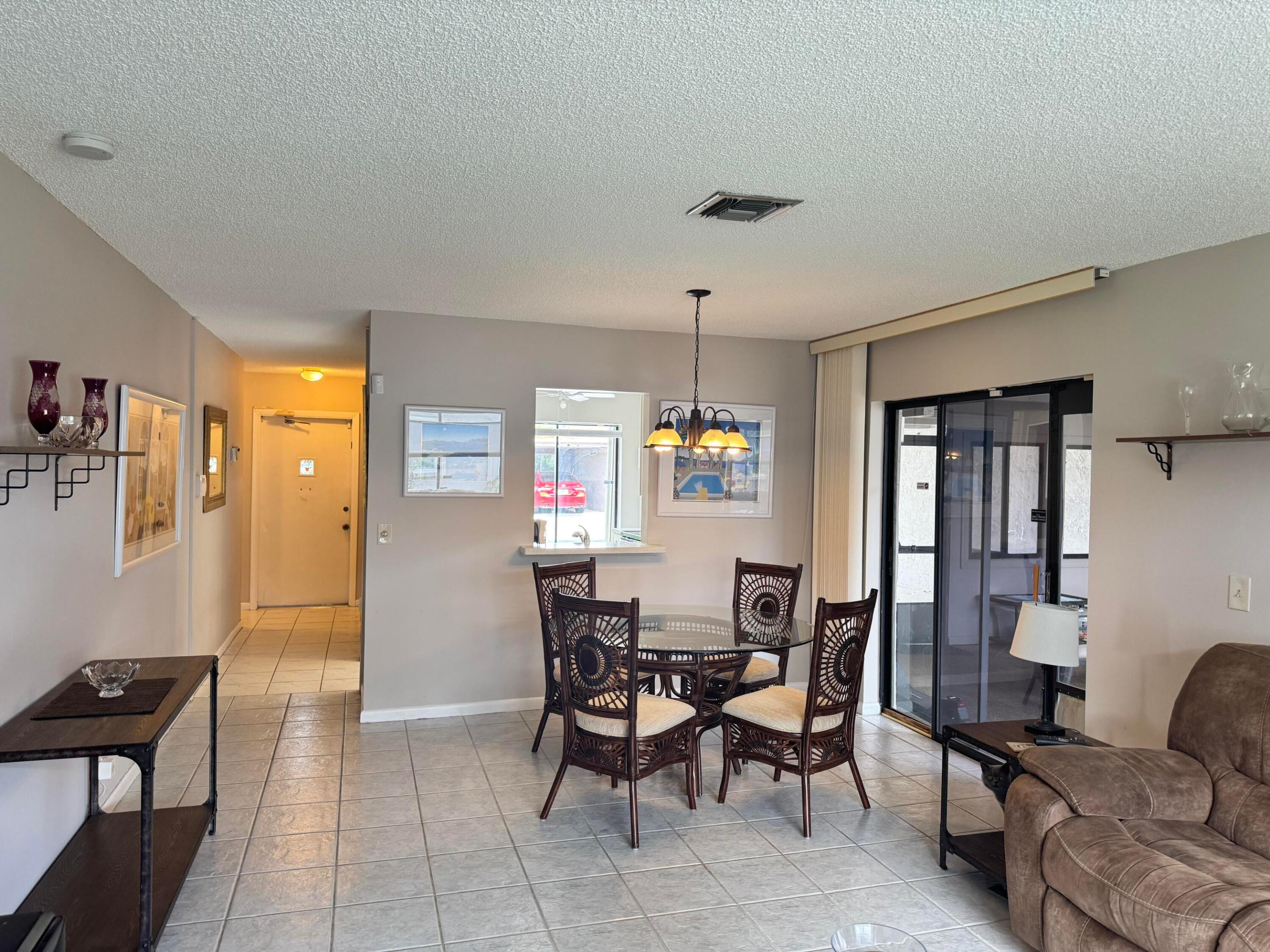 CAMELOT VILLAGE SEC 1 - Residential